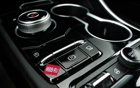 KIA K5, 2020 год, 2 800 000 рублей, 23 фотография