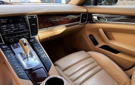 Porsche Panamera II рестайлинг, 2009 год, 3 300 000 рублей, 13 фотография