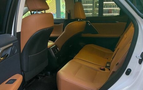 Lexus RX IV рестайлинг, 2020 год, 5 600 000 рублей, 12 фотография