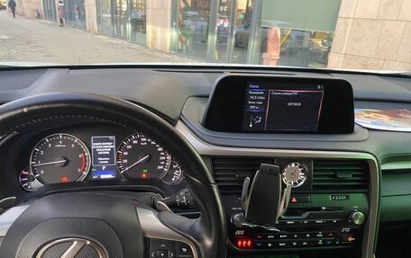 Lexus RX IV рестайлинг, 2020 год, 5 600 000 рублей, 18 фотография