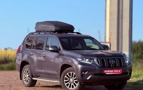 Toyota Land Cruiser Prado 150 рестайлинг 2, 2018 год, 4 680 000 рублей, 5 фотография