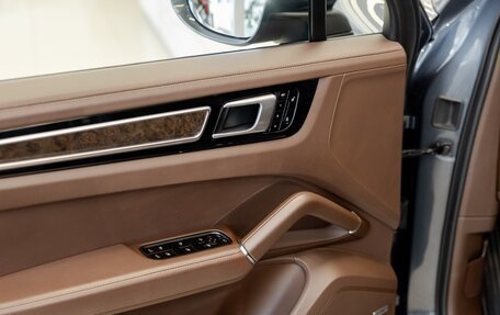 Porsche Cayenne III, 2018 год, 6 990 000 рублей, 15 фотография