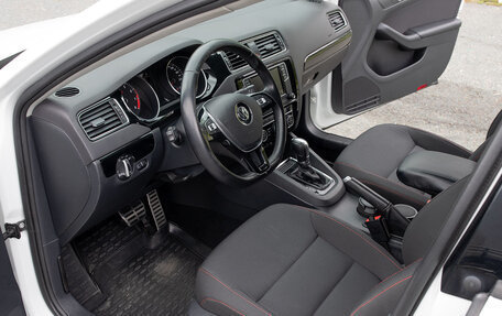 Volkswagen Jetta VI, 2018 год, 1 350 000 рублей, 8 фотография