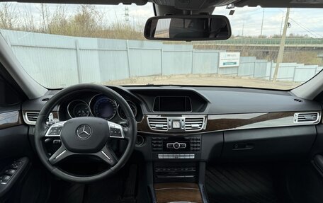 Mercedes-Benz E-Класс, 2013 год, 1 595 000 рублей, 23 фотография