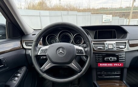 Mercedes-Benz E-Класс, 2013 год, 1 595 000 рублей, 24 фотография