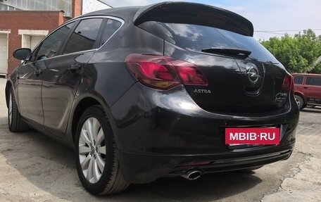 Opel Astra J, 2011 год, 850 000 рублей, 8 фотография