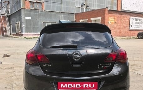 Opel Astra J, 2011 год, 850 000 рублей, 7 фотография
