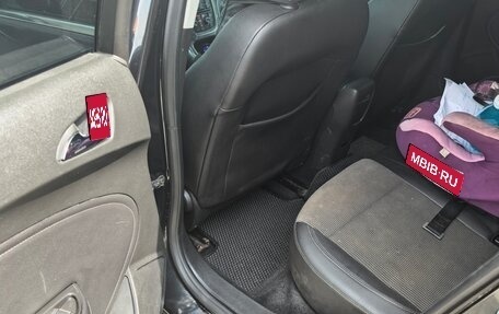 Opel Astra J, 2011 год, 850 000 рублей, 11 фотография