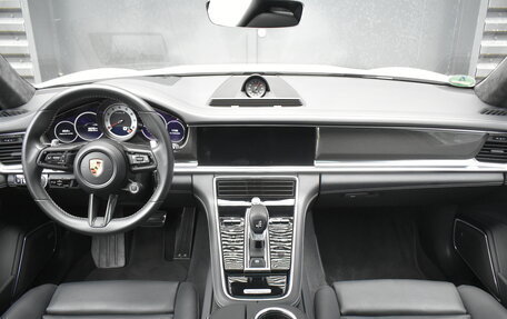 Porsche Panamera II рестайлинг, 2021 год, 16 800 000 рублей, 13 фотография