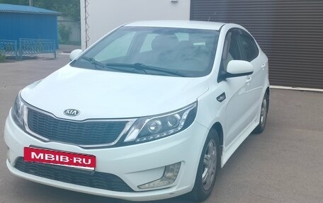 KIA Rio III рестайлинг, 2014 год, 910 000 рублей, 5 фотография