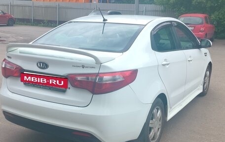KIA Rio III рестайлинг, 2014 год, 910 000 рублей, 7 фотография