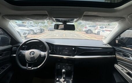 Volkswagen Passat B8 рестайлинг, 2021 год, 1 970 000 рублей, 4 фотография