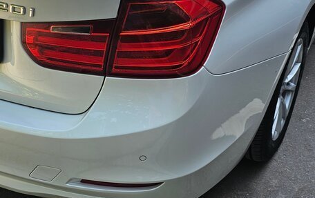 BMW 3 серия, 2014 год, 2 400 000 рублей, 16 фотография