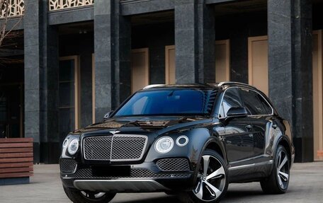 Bentley Bentayga I, 2016 год, 7 500 000 рублей, 3 фотография