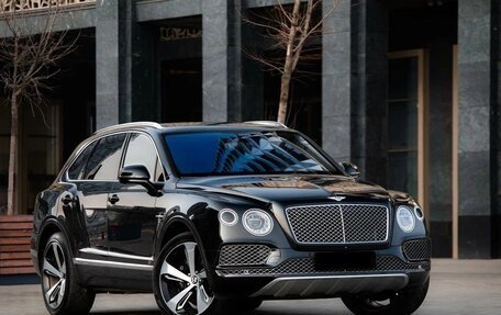 Bentley Bentayga I, 2016 год, 7 500 000 рублей, 7 фотография