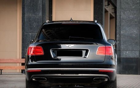 Bentley Bentayga I, 2016 год, 7 500 000 рублей, 8 фотография