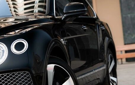 Bentley Bentayga I, 2016 год, 7 500 000 рублей, 6 фотография