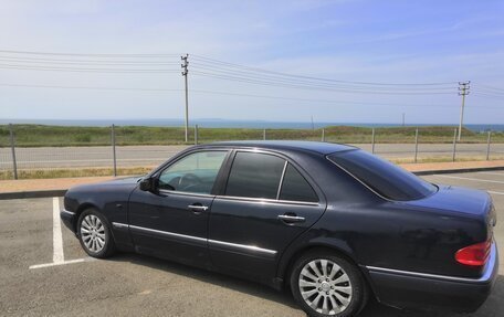 Mercedes-Benz E-Класс, 1997 год, 435 000 рублей, 8 фотография