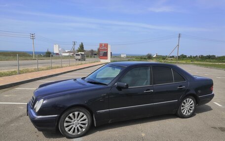Mercedes-Benz E-Класс, 1997 год, 435 000 рублей, 10 фотография