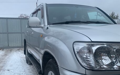 Toyota Land Cruiser 100 рестайлинг 2, 2001 год, 1 530 000 рублей, 2 фотография