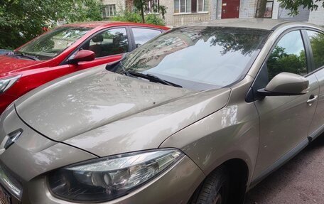 Renault Fluence I, 2011 год, 600 000 рублей, 3 фотография