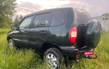 Chevrolet Niva I рестайлинг, 2004 год, 260 000 рублей, 5 фотография