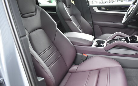 Porsche Cayenne III, 2025 год, 18 400 000 рублей, 16 фотография