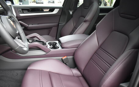 Porsche Cayenne III, 2025 год, 18 400 000 рублей, 17 фотография