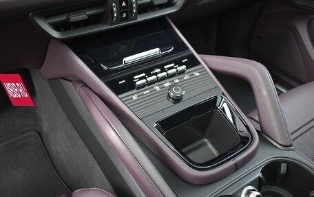 Porsche Cayenne III, 2025 год, 18 400 000 рублей, 24 фотография