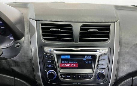 Hyundai Solaris II рестайлинг, 2016 год, 690 000 рублей, 14 фотография