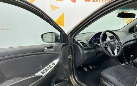 Hyundai Solaris II рестайлинг, 2016 год, 690 000 рублей, 21 фотография