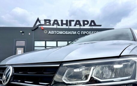 Volkswagen Tiguan II, 2017 год, 2 000 000 рублей, 3 фотография