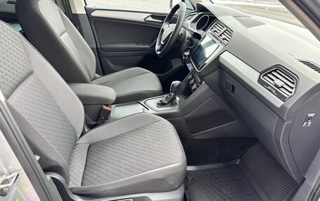 Volkswagen Tiguan II, 2017 год, 2 000 000 рублей, 19 фотография