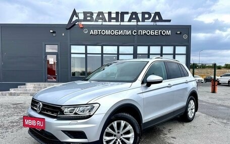 Volkswagen Tiguan II, 2017 год, 2 000 000 рублей, 2 фотография