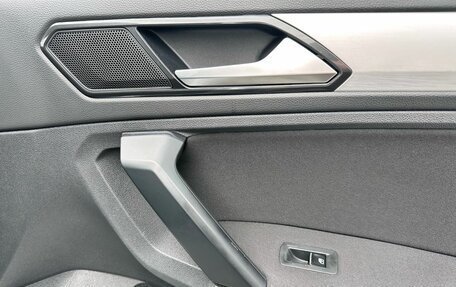 Volkswagen Tiguan II, 2017 год, 2 000 000 рублей, 22 фотография
