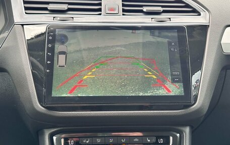 Volkswagen Tiguan II, 2017 год, 2 000 000 рублей, 24 фотография