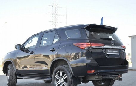 Toyota Fortuner II, 2019 год, 3 900 000 рублей, 3 фотография