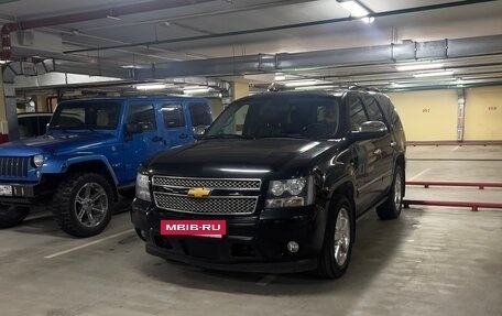 Chevrolet Tahoe III, 2013 год, 2 500 000 рублей, 2 фотография