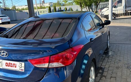 Hyundai Elantra V, 2012 год, 600 000 рублей, 3 фотография