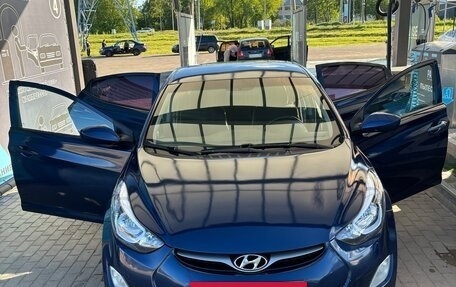 Hyundai Elantra V, 2012 год, 600 000 рублей, 10 фотография