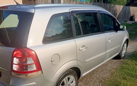 Opel Zafira B, 2012 год, 825 000 рублей, 5 фотография
