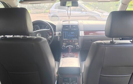 Volkswagen Touareg III, 2003 год, 980 000 рублей, 15 фотография