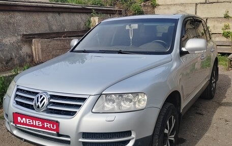 Volkswagen Touareg III, 2003 год, 980 000 рублей, 5 фотография