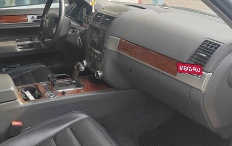 Volkswagen Touareg III, 2003 год, 980 000 рублей, 9 фотография