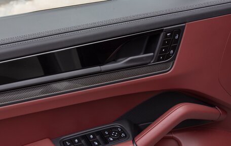Porsche Cayenne III, 2024 год, 21 000 000 рублей, 13 фотография