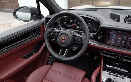 Porsche Cayenne III, 2024 год, 21 000 000 рублей, 32 фотография