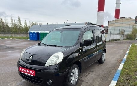 Renault Kangoo II рестайлинг, 2008 год, 520 000 рублей, 2 фотография