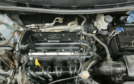 Hyundai Solaris II рестайлинг, 2011 год, 525 000 рублей, 13 фотография
