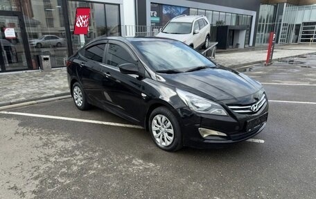 Hyundai Solaris II рестайлинг, 2015 год, 770 000 рублей, 3 фотография