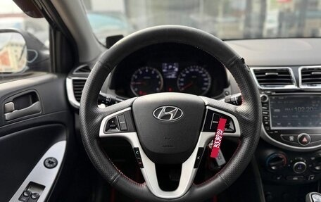 Hyundai Solaris II рестайлинг, 2015 год, 770 000 рублей, 13 фотография
